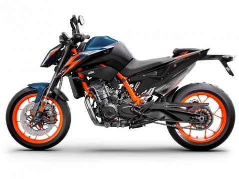 Uusi, vuosimallin 2022 KTM 890 Duke R.