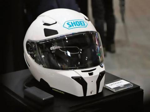 Shoei Opticson -prototyyppi.