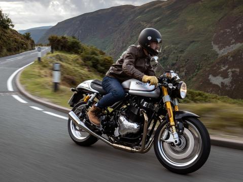Norton Commando 961
