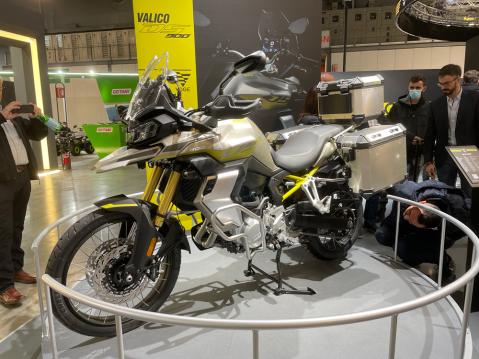 Kiinalainen VOGE 900 DS Valico perustuu BMW F 850 GS:än.