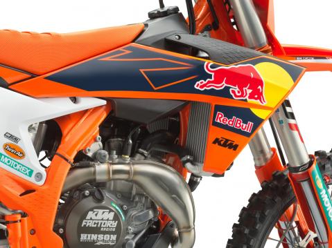 Vuosimallin 2023 KTM 450 SX-F Factory Edition.