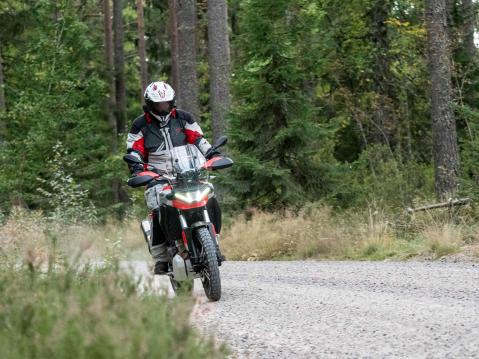 Aprilia Tuareg 660.