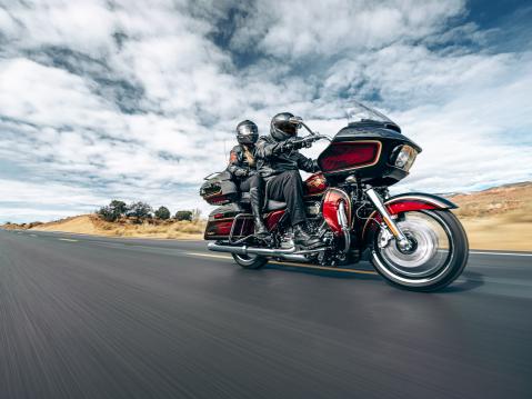 2023 Harley-Davidson CVO Road Glide Limited Anniversary.