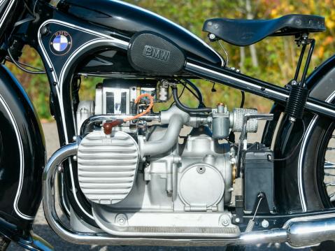 Vuosimallin 1938 BMW R 12.