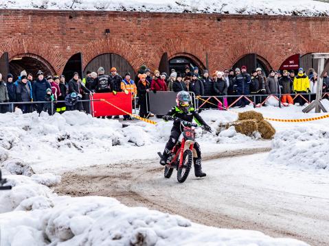 Taistelijan palkinnon saanut Eevi Ihalainen.