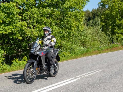 Anssi matkassa Transalpilla.