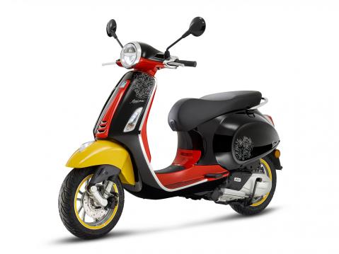 Disney Mickey Mouse Edition by Vespa.