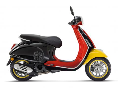 Disney Mickey Mouse Edition by Vespa.