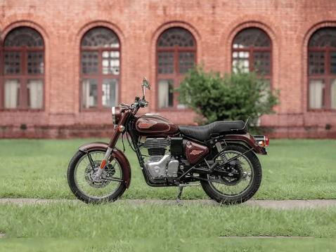 Uusi Royal Enfield Bullet 350.