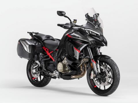 Ducati Multistrada V4 S Grand Tour 2024.