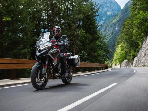 Ducati Multistrada V4 S Grand Tour 2024.