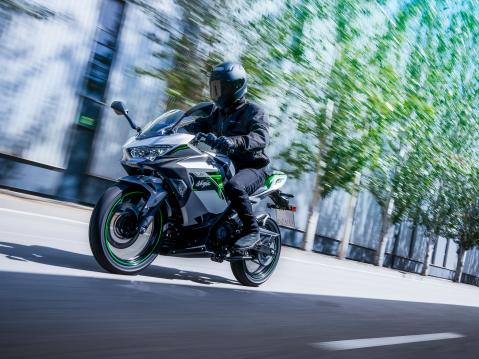 Kawasaki Ninja e-1.