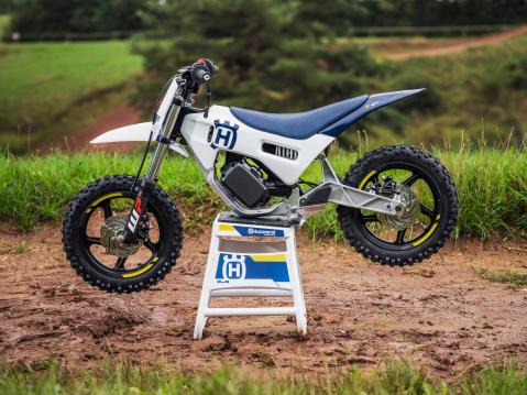 Husqvarna EE 2.