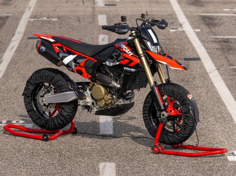 Ducati Hypermotard 698 Mono RVE.