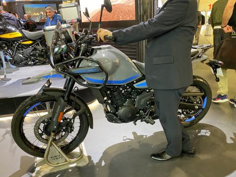 Royal Enfield Himalayan 2024.