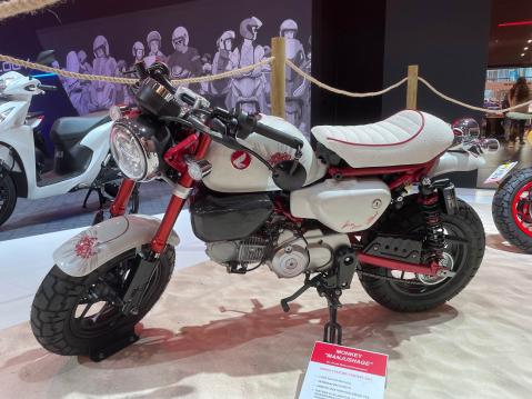 Honda Customs kilpailun satoa 2023: Monkey 'Manjushage' by Honda Motorrad Deutschland.