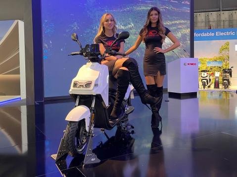 Kymcon i-Tuber sähköskootteri esiteltiin EICMA:ssa.