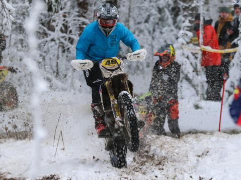 Kisa jatkukoon. Kuva: Harjukuvat / Juha Harju.