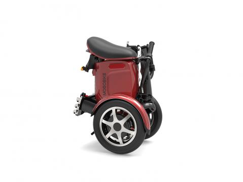 Mogobike menee todella pieneen tilaan, ja sen moottoreita voi käyttää kuljettamisen apuna myös silloin, kun pyörä on kokoontaitettuna.