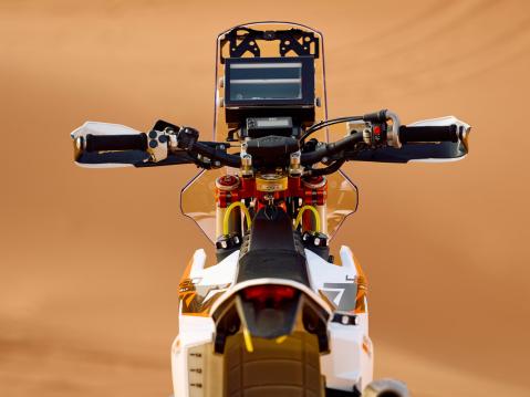 KTM 450 Rally Replica vuosimallia 2025.