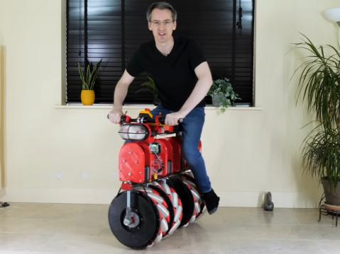 James Bruton ja Screw Bike.