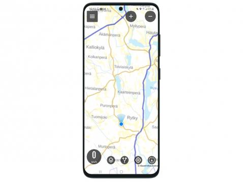 Bikenavi: Oma sijainti mobiilissa ja tien päällysteet näkyvillä.