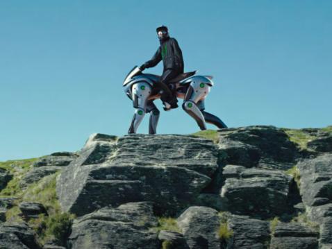 Kawasaki Corleo. Vedystä käyttövoimansa saava moottoroitu hevonen.