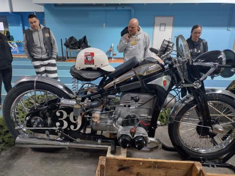 1939 kisa-Zündapp. Kompressoriahdettu kaunotar. Kuva KMC.