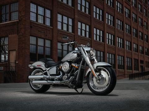 Harley-Davidson Fat Boy Gray Ghost.