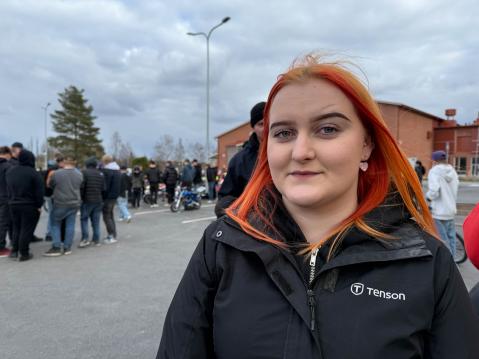 Nuoriso-ohjaaja Netta Männikkö.