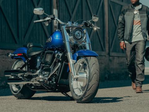 Vuosimallin 2025 Harley-Davidson Fat Boy.