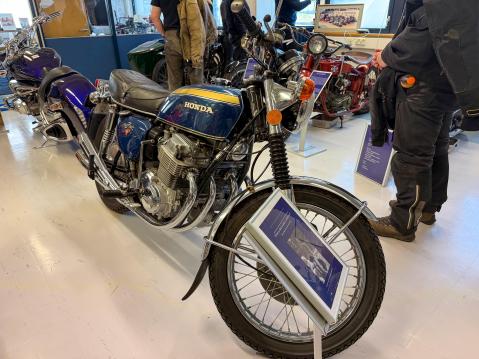 Legendaarinen Tuutti, CB750.