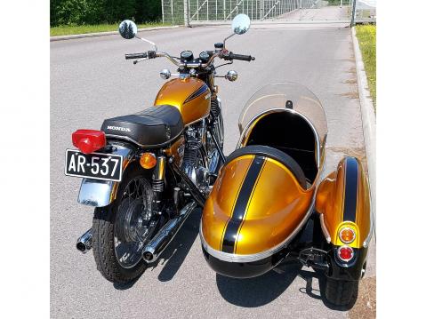 Honda CB450 vm 1972.