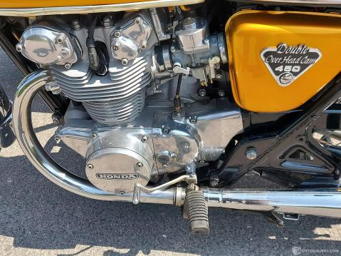 Honda CB450 vm 1972.