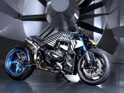 BMW R 1300 R Titan -custom.