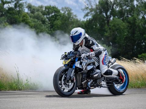 BMW R 1300 R Titan -custom.