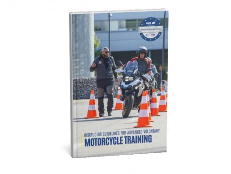 Eurooppalaisen motoristikoulutuksen laatujärjestö julkaisi Moottoripyöräilyn jatkokoulutuksen kouluttajien ohjeet. Ohjeet ovat pyynnöstä alan oppilaitosten ja kouluttajien saatavilla.