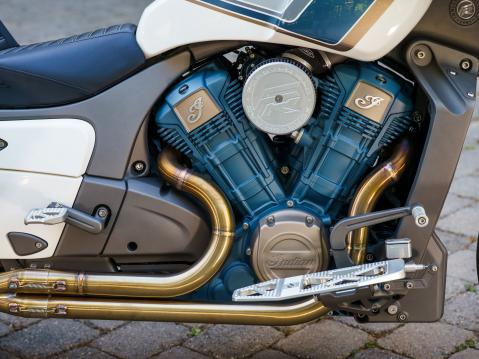 Forever Radin kantrilaulaja Tyler Hubbardille kustomoima uniikki Indian Chieftain PowerPlus.