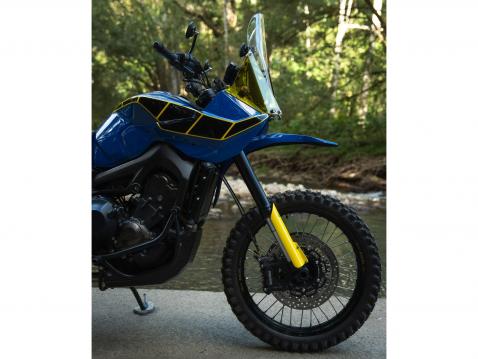 Yamaha MT09 Rally Raid on australialaisen Purpose Built Moton käsialaa.