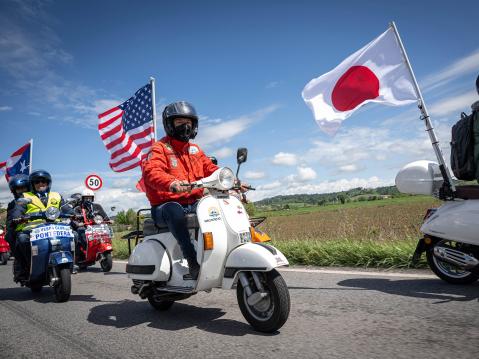 Kuva Vespa-paraatista. Kuva: Vespa.