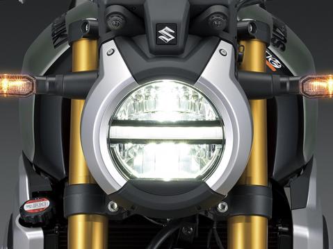 Suzuki GSX-8T.