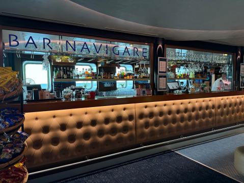 Bar Navigaresta saa virvokkeita.