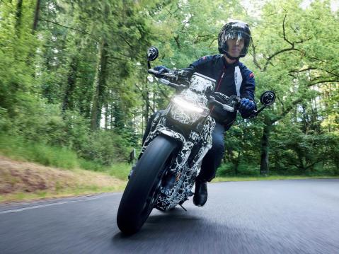Hondan EV Fun Concept naamioituna.