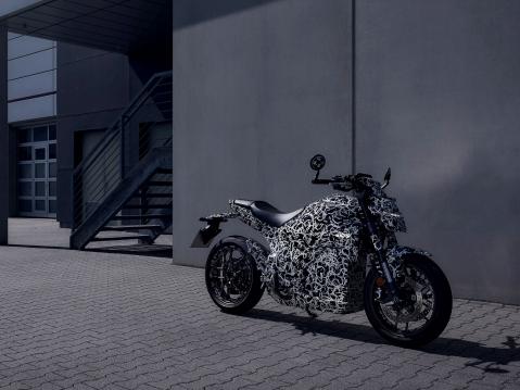 Hondan EV Fun Concept naamioituna.