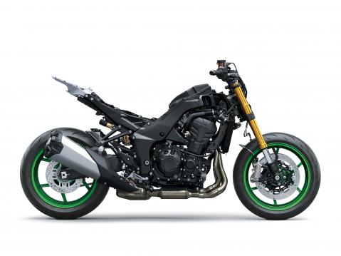 Uusittu Kawasaki Z1100 nakumalli vuodelle 2026.