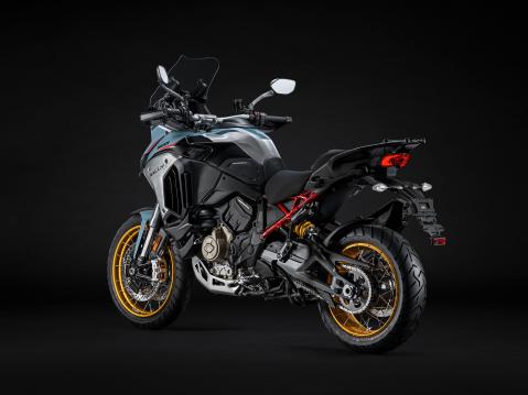 Ducati V4 Multistrada Rally vuosimallia 2026.