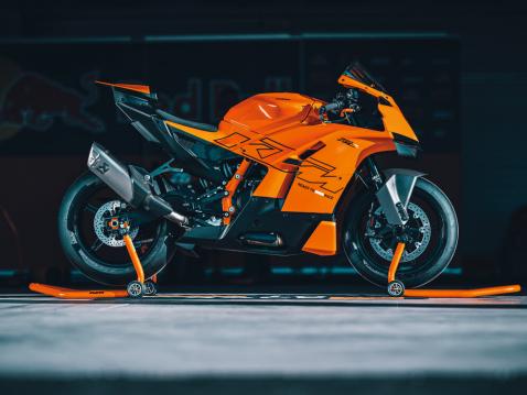 KTM 990 RC R 2026.