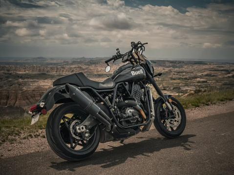 Buell Super Cruiser. Tuotantoversio vuosimallia 2026.