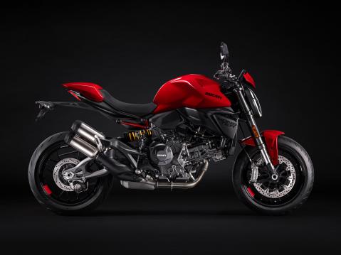 Ducati V2 Monster vuosimallia 2026.