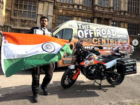 Alekari on kiitollinen ja onnellinen motoristiyhteisön tarjoamasta tuesta ja ihmisten antamasta avusta. 'Yksi Maa, yksi perhe, yksi tulevaisuus', on hänen mottonsa.